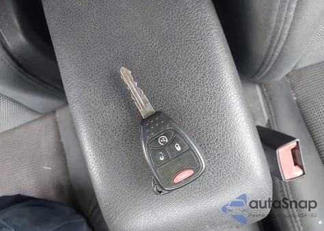 2014 Jeep Patriot Latitude z USA, uszkodzony, nr VIN 1C4NJRFB8ED626038